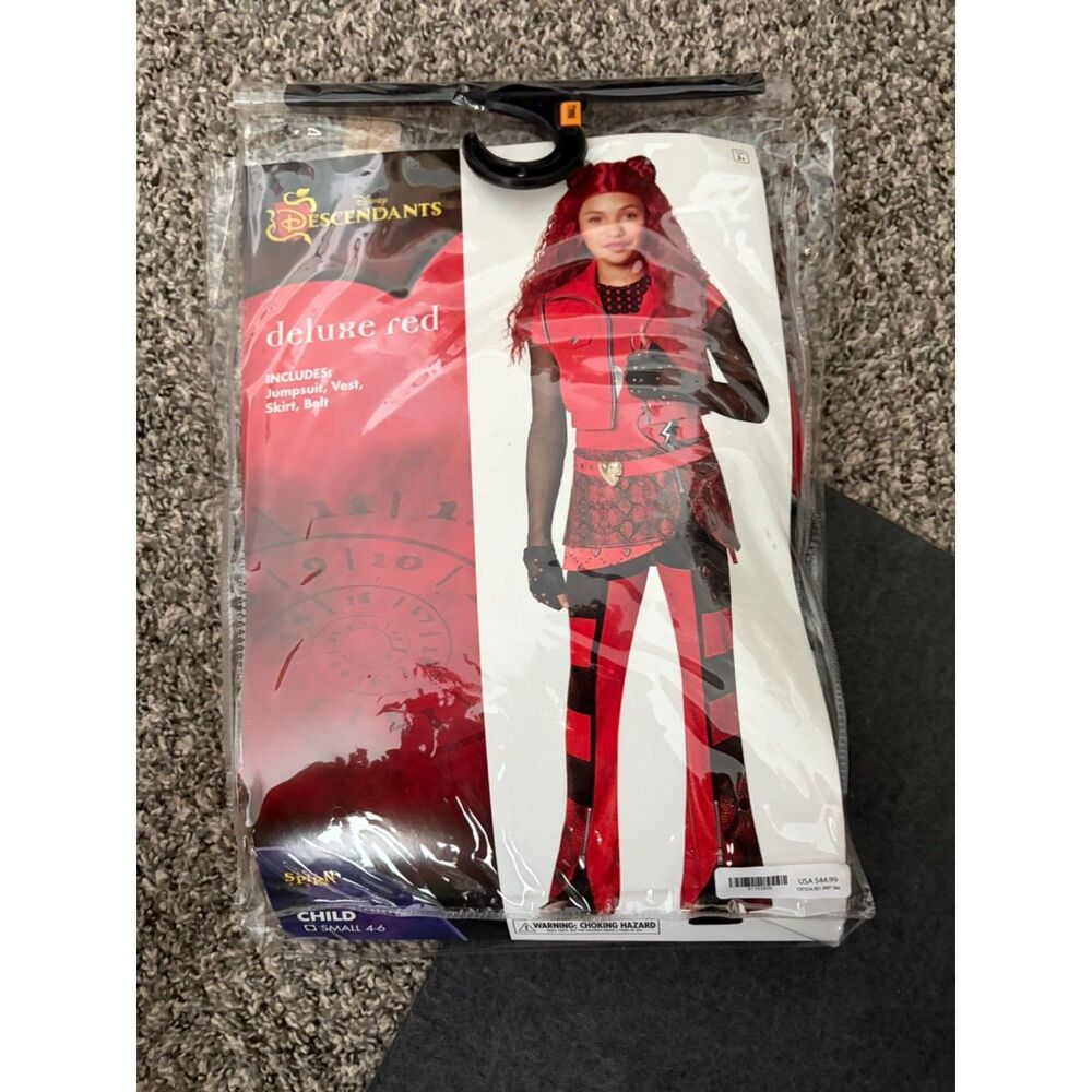 Disney Descendants Deluxe red  child 4-6 small costume